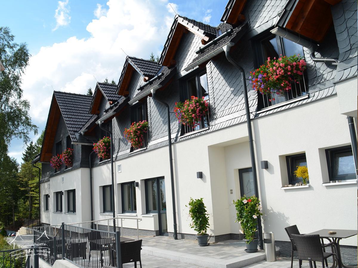 Die Triniushuette "Thueringens Schoenste Aussicht" Rauenstein Dış mekan fotoğraf