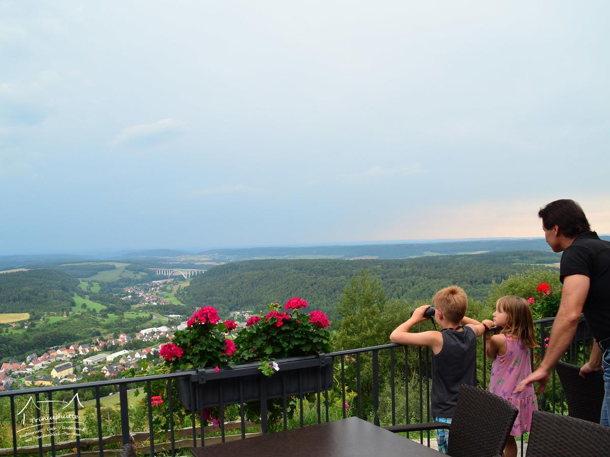 Die Triniushuette "Thueringens Schoenste Aussicht" Rauenstein Dış mekan fotoğraf